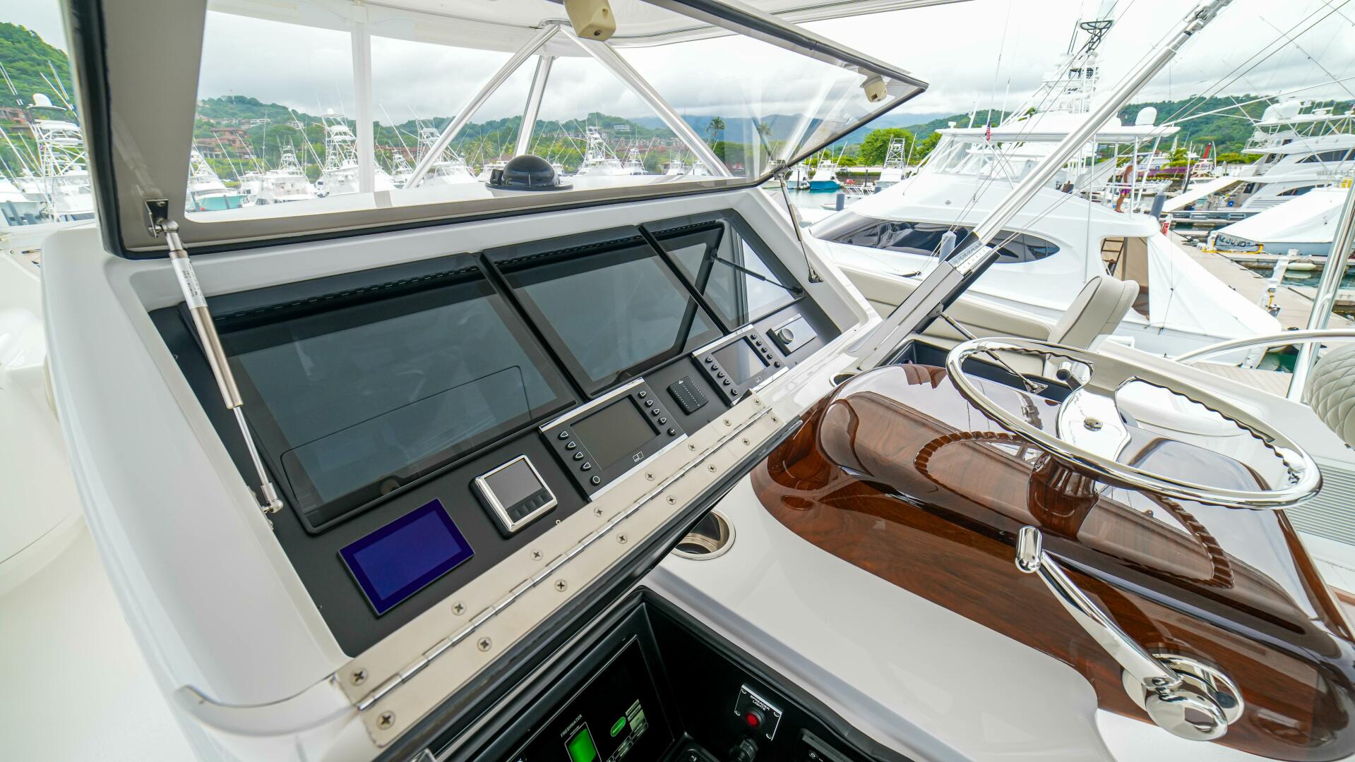 Viking-72 Convertible 2023-Free Spool Los Suenos-Costa Rica-2023 Viking 73 Convertible Free Spool  Helm-5122546 | Thumbnail