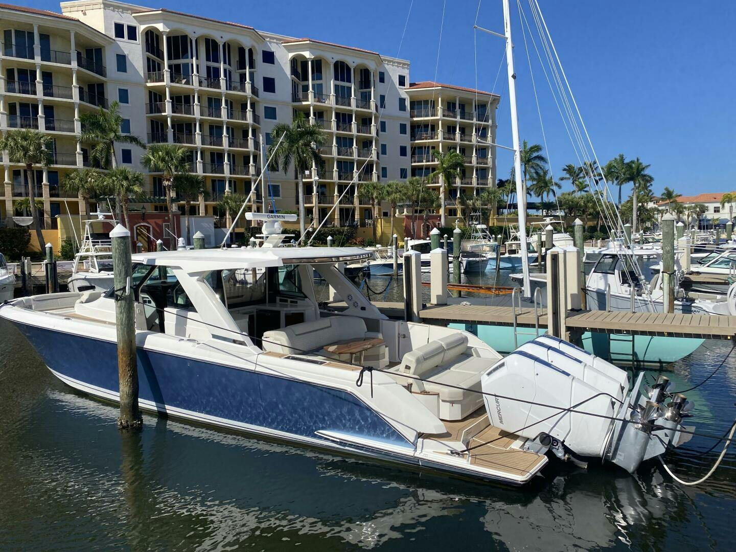 Tiara Yachts-48 LS 2023-YASSOU Jupiter-Florida-United States-5122856