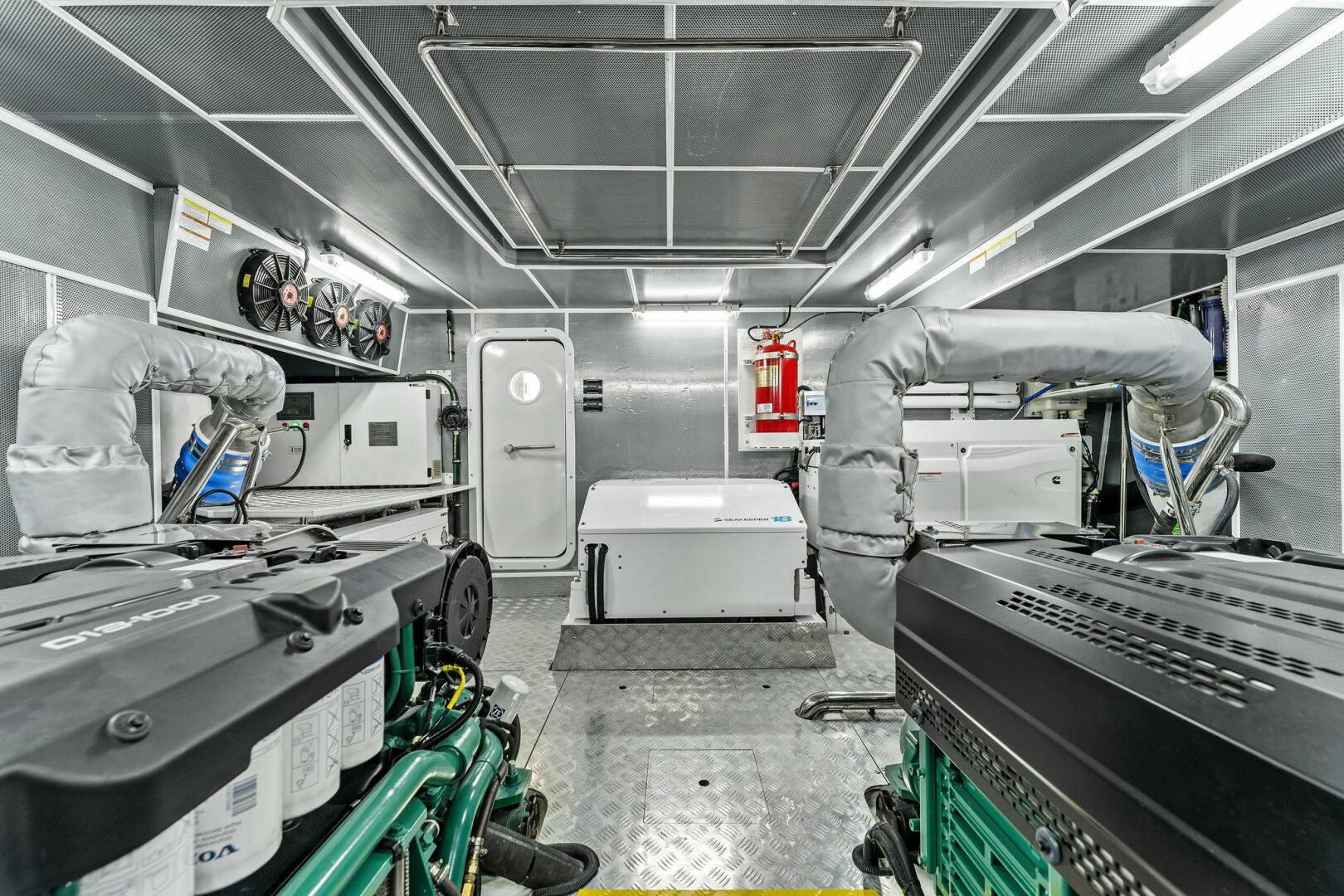 Aquitalia Yachts-Flybridge 2026 -Fort Lauderdale-Florida-United States-5195503 | Thumbnail