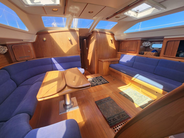 Custom 2000 -Norwalk-Connecticut-United States-5285503