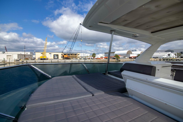 Prestige-680 Flybridge 2018-Prestige Worldwide Tampa-Florida-United States-Flybridge-5126865