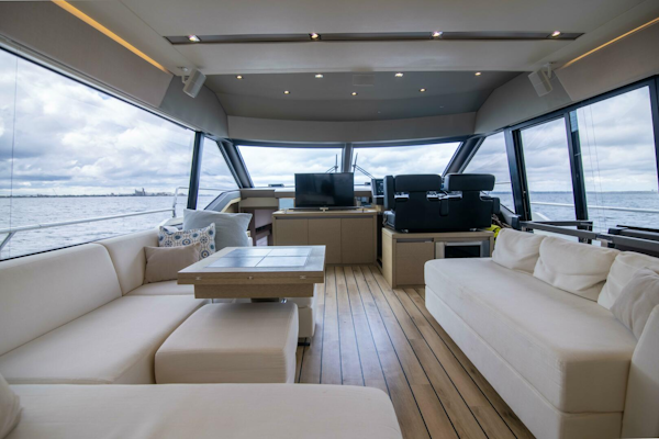 Prestige-680 Flybridge 2018-Prestige Worldwide Tampa-Florida-United States-Salon-5126798