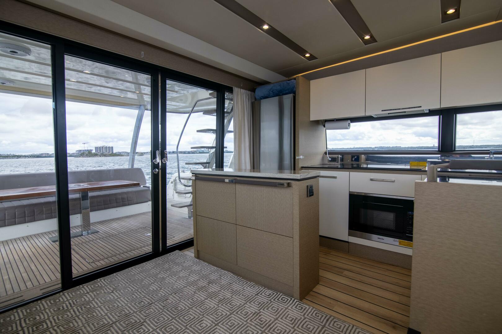 Prestige-680 Flybridge 2018-Prestige Worldwide Tampa-Florida-United States-Galley-5126790 | Thumbnail