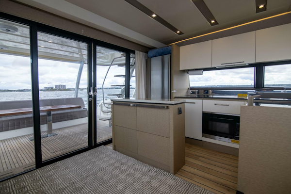 Prestige-680 Flybridge 2018-Prestige Worldwide Tampa-Florida-United States-Galley-5126790