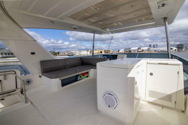 Prestige-680 Flybridge 2018-Prestige Worldwide Tampa-Florida-United States-Flybridge-5126854