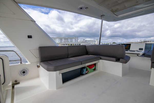 Prestige-680 Flybridge 2018-Prestige Worldwide Tampa-Florida-United States-Flybridge-5126857