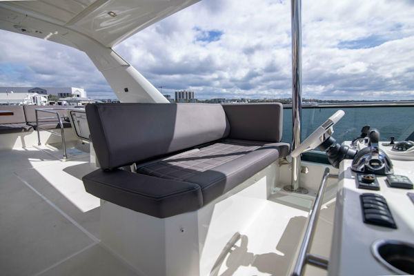 Prestige-680 Flybridge 2018-Prestige Worldwide Tampa-Florida-United States-Flybridge-5126867