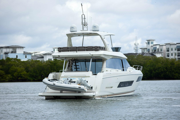 Prestige-680 Flybridge 2018-Prestige Worldwide Tampa-Florida-United States-Prestige Worldwide-5126872