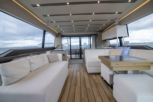 Prestige-680 Flybridge 2018-Prestige Worldwide Tampa-Florida-United States-Salon-5126794