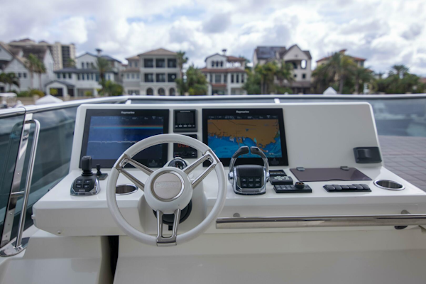 Prestige-680 Flybridge 2018-Prestige Worldwide Tampa-Florida-United States-Flybridge-5126852