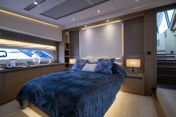 Prestige-680 Flybridge 2018-Prestige Worldwide Tampa-Florida-United States-Master Stateroom-5126808