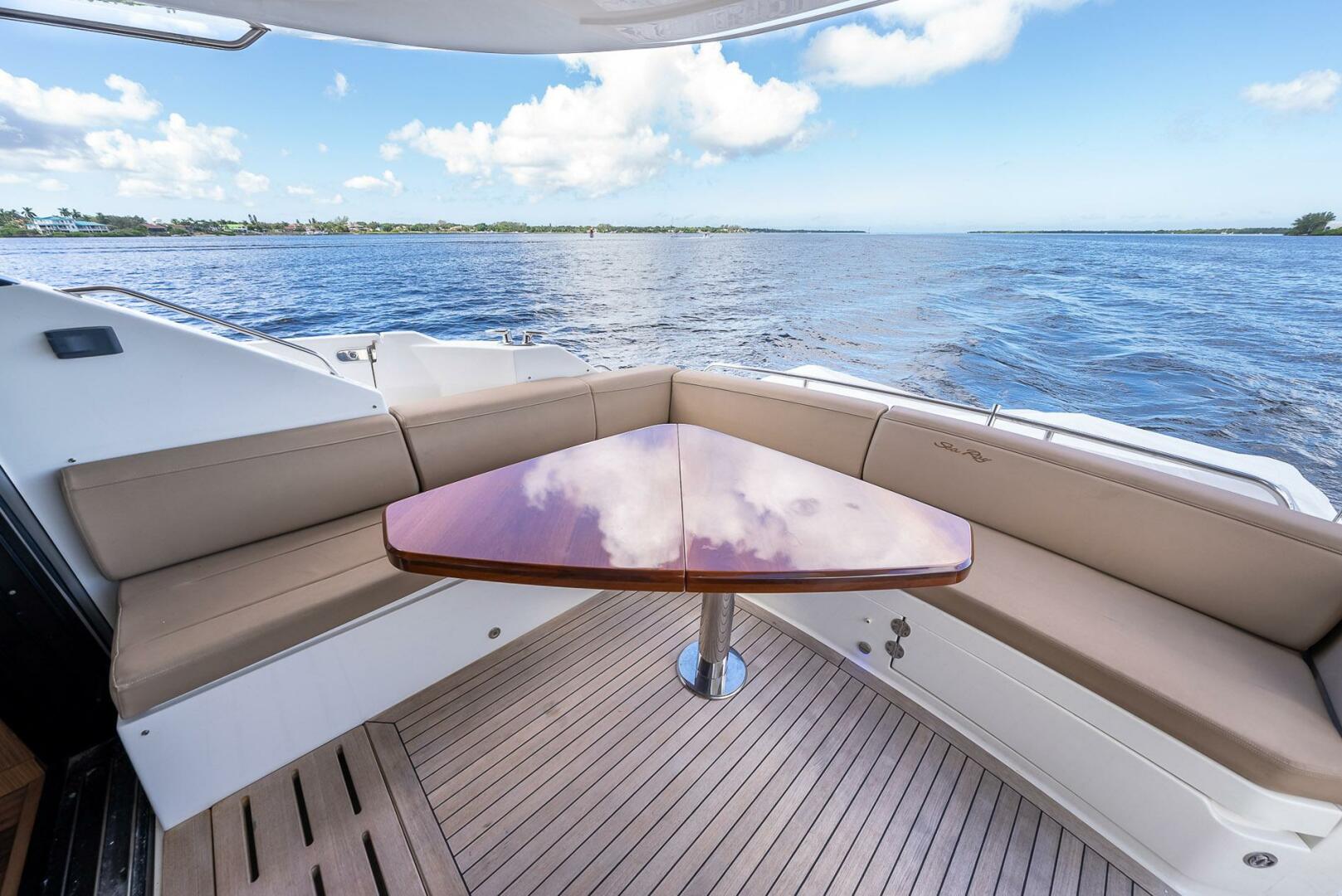 Sea Ray-L590 Fly 2016-AEQUA 1 Fort Lauderdale-Florida-United States-5248104 | Thumbnail