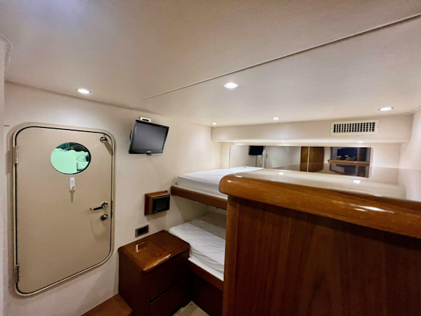 Viking-70 Enclosed Bridge 2011-Last Call Cartagena-Colombia-5220786