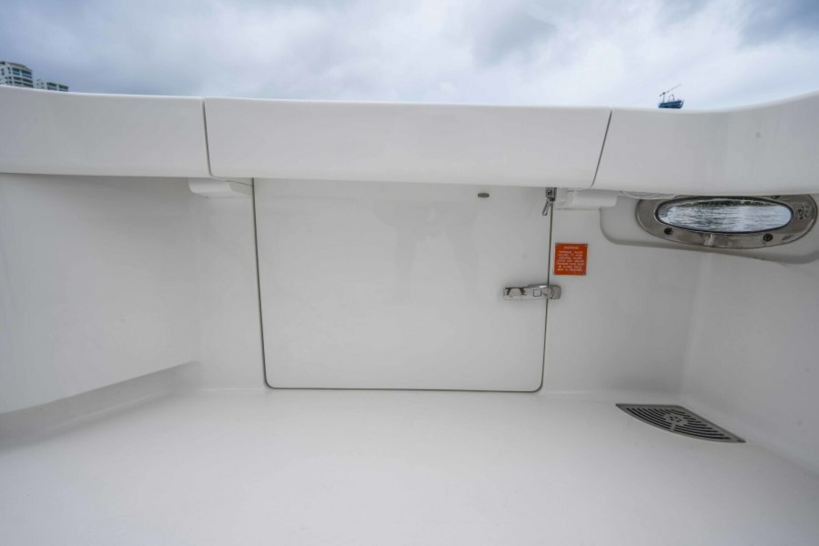 Viking-70 Enclosed Bridge 2011-Last Call Cartagena-Colombia-2011 Viking 70 Enclosed Bridge  Last Call  Cockpit-5131521 | Thumbnail