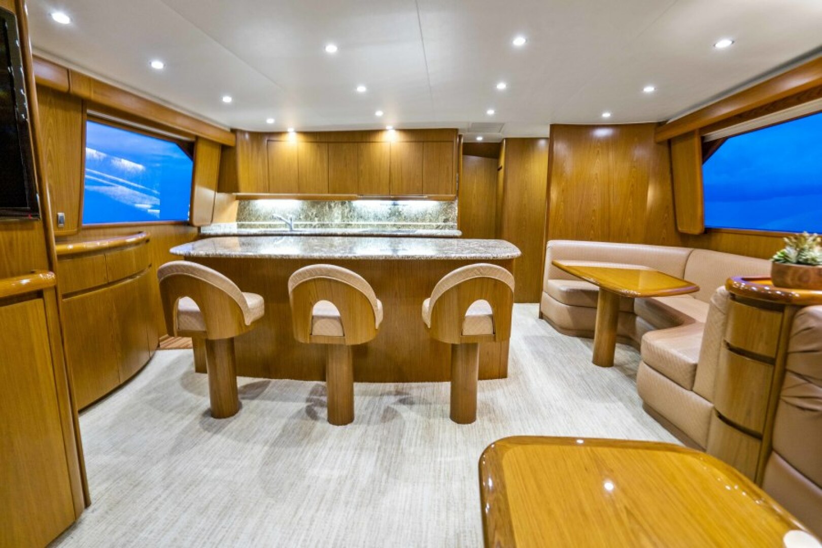 Viking-70 Enclosed Bridge 2011-Last Call Cartagena-Colombia-2011 Viking 70 Enclosed Bridge  Last Call  Salon-5131477 | Thumbnail