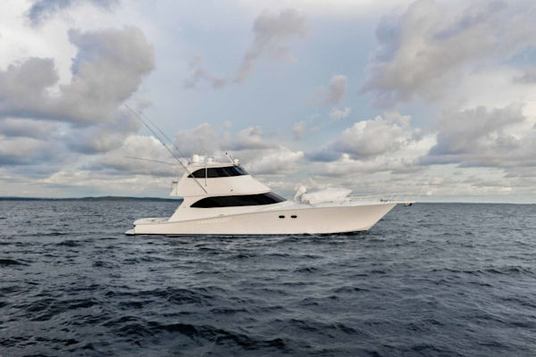 Viking-70 Enclosed Bridge 2011-Last Call Cartagena-Colombia-2011 Viking 70 Enclosed Bridge  Last Call -5131544
