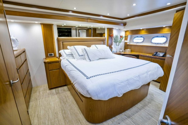 Viking-70 Enclosed Bridge 2011-Last Call Cartagena-Colombia-2011 Viking 70 Enclosed Bridge  Last Call  Master Stateroom-5131500