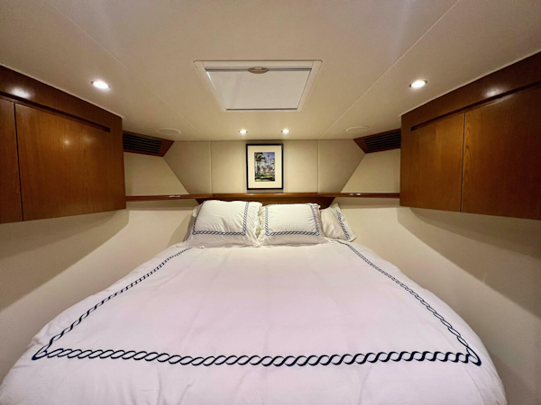 Viking-70 Enclosed Bridge 2011-Last Call Cartagena-Colombia-2011 Viking 70 Enclosed Bridge  Last Call -5219326