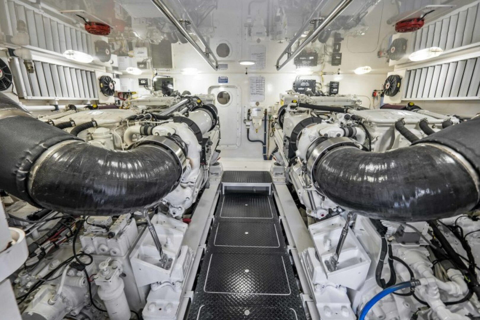 Viking-70 Enclosed Bridge 2011-Last Call Cartagena-Colombia-2011 Viking 70 Enclosed Bridge  Last Call  Engine Room-5131533 | Thumbnail