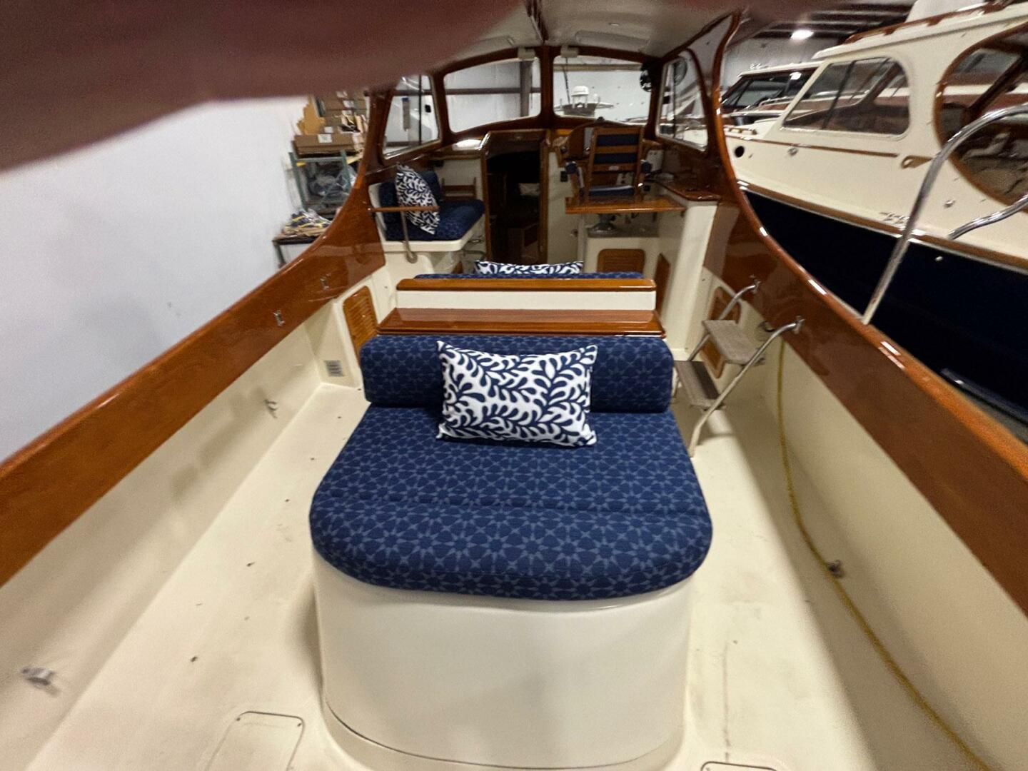 Hinckley-Picnic Boat Classic 2000-Celebration Stonington-Connecticut-United States-5137142 | Thumbnail