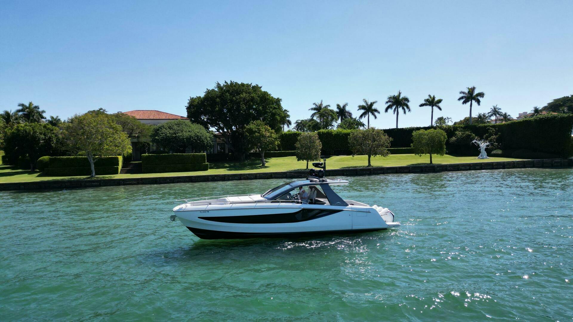 Azimut-42 Verve 2023 -Miami Beach-Florida-United States-5138650