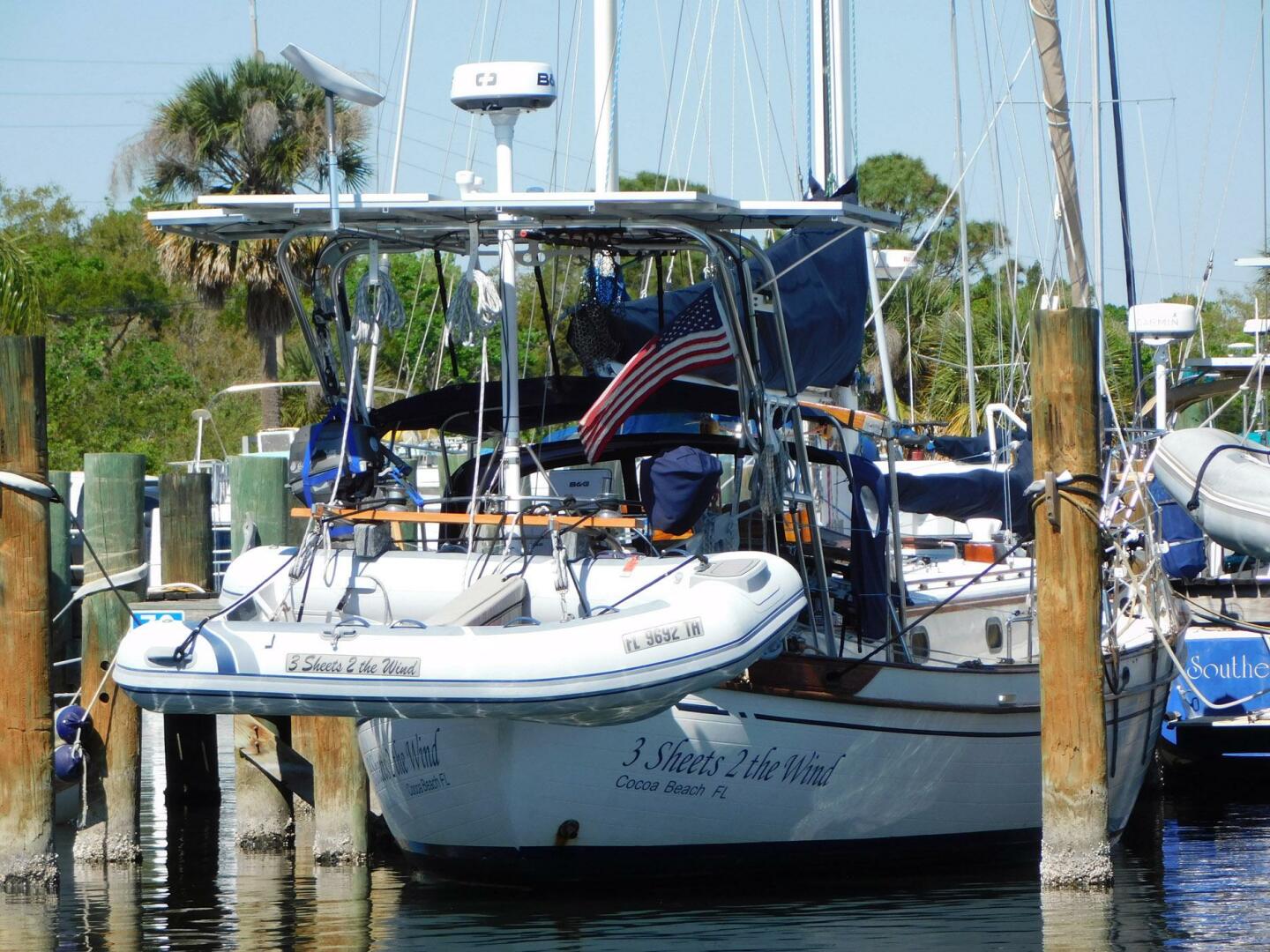 Tayana-37 Cutter 1984-3 Sheets 2 The Wind Titusville-Florida-United States-5141722 | Thumbnail
