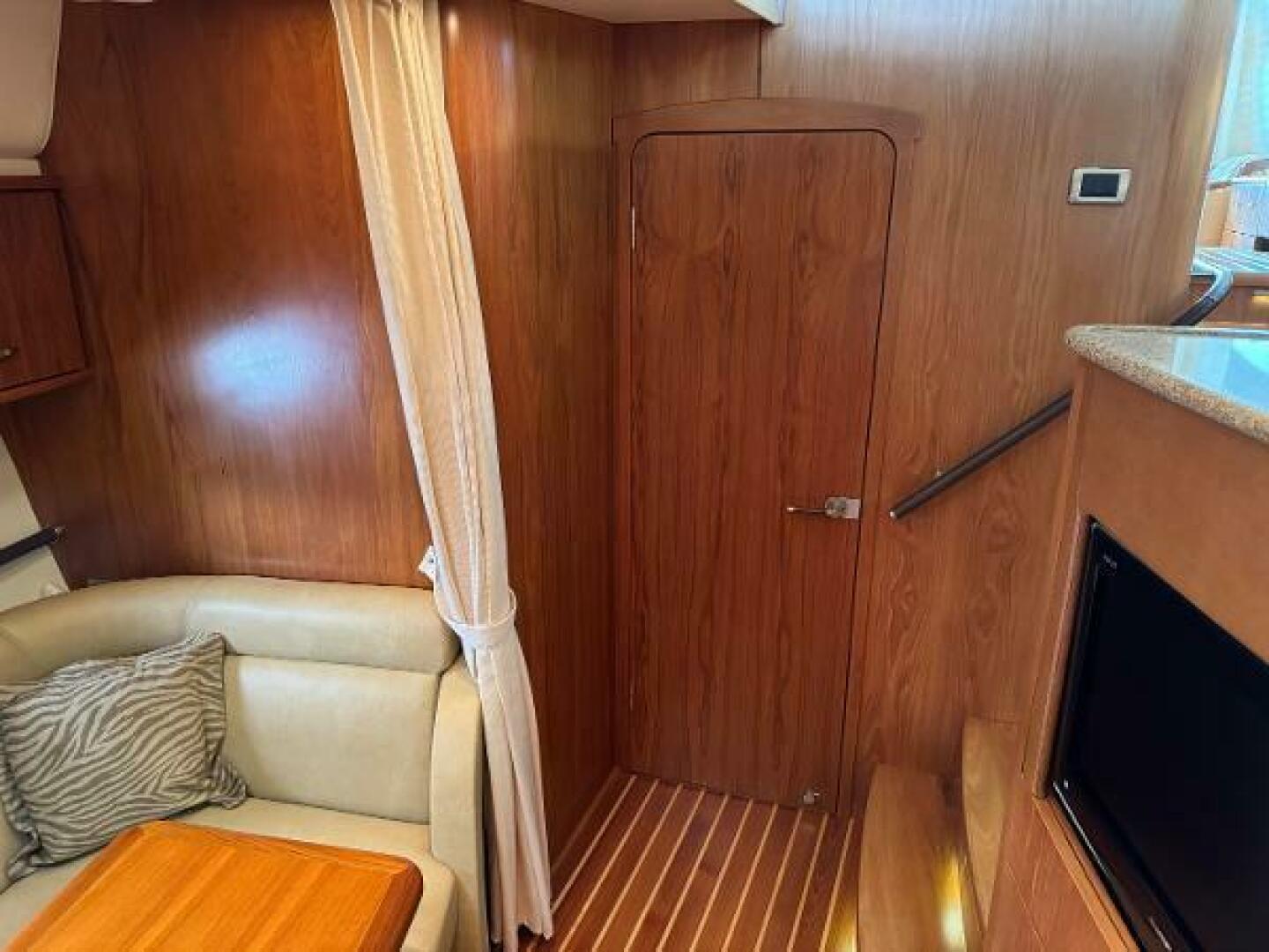 Tiara Yachts-5800 Sovran 2010-Island Girl Naples-Florida-United States-5147889 | Thumbnail