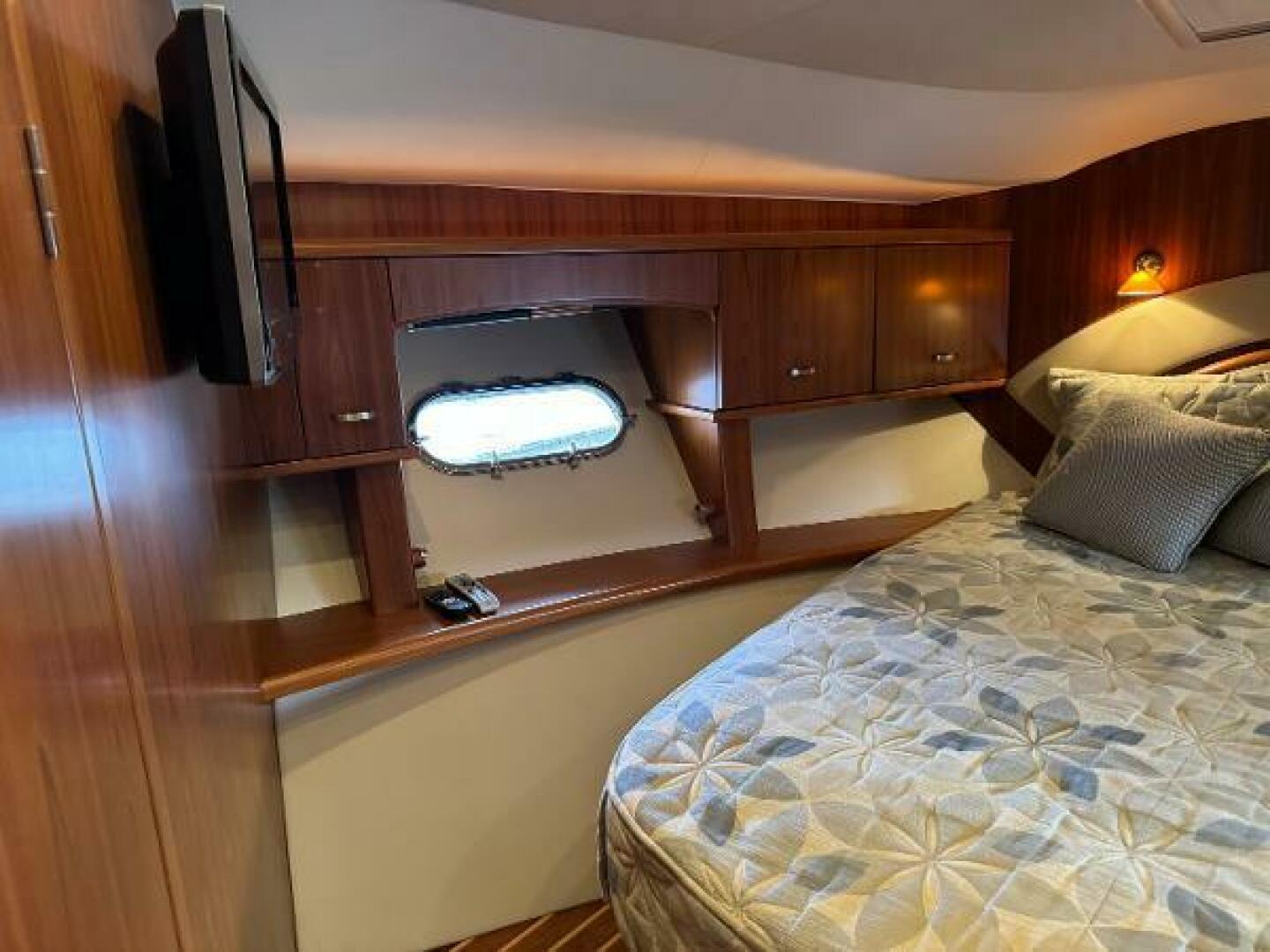 Tiara Yachts-5800 Sovran 2010-Island Girl Naples-Florida-United States-5147883 | Thumbnail