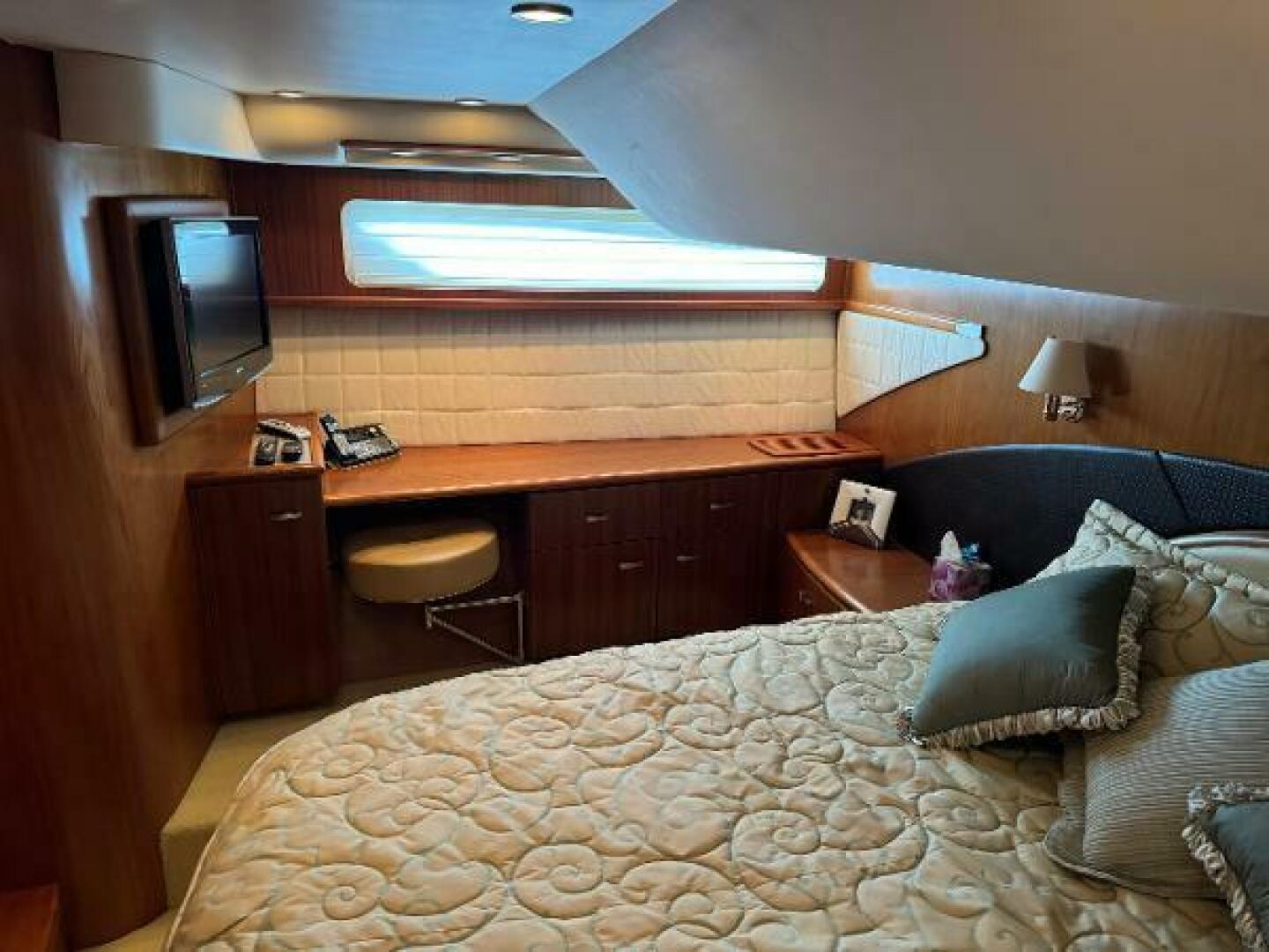 Tiara Yachts-5800 Sovran 2010-Island Girl Naples-Florida-United States-5147895 | Thumbnail