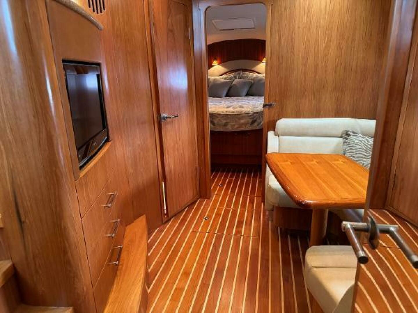 Tiara Yachts-5800 Sovran 2010-Island Girl Naples-Florida-United States-5147874 | Thumbnail