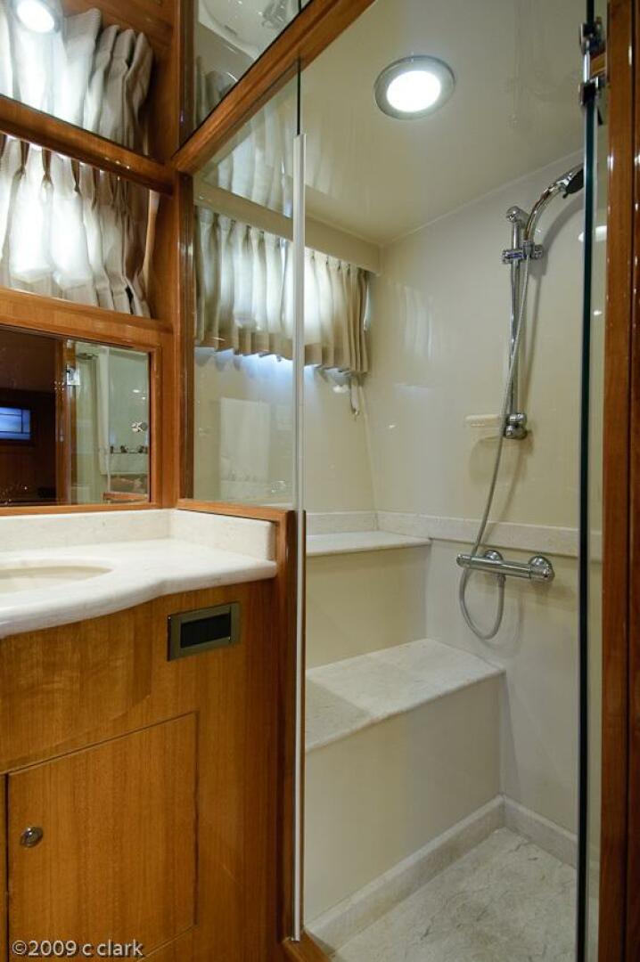 Ocean Alexander-58 Motor Yacht 2005-Momentum III Ft Pierce-Florida-United States-2005 Ocean Alexander 58  Guest Head-5148817 | Thumbnail