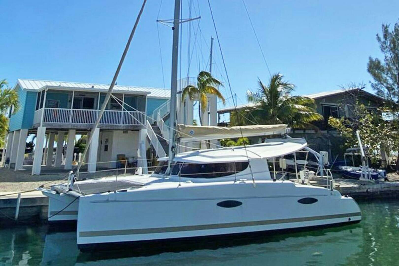 Fountaine Pajot 2014 -Summerland Key-2014-fountaine-pajot-mahe-36-evolution-owners-version-sail-9725074-20250329084435906-1_XLARGE.jpg-5171214