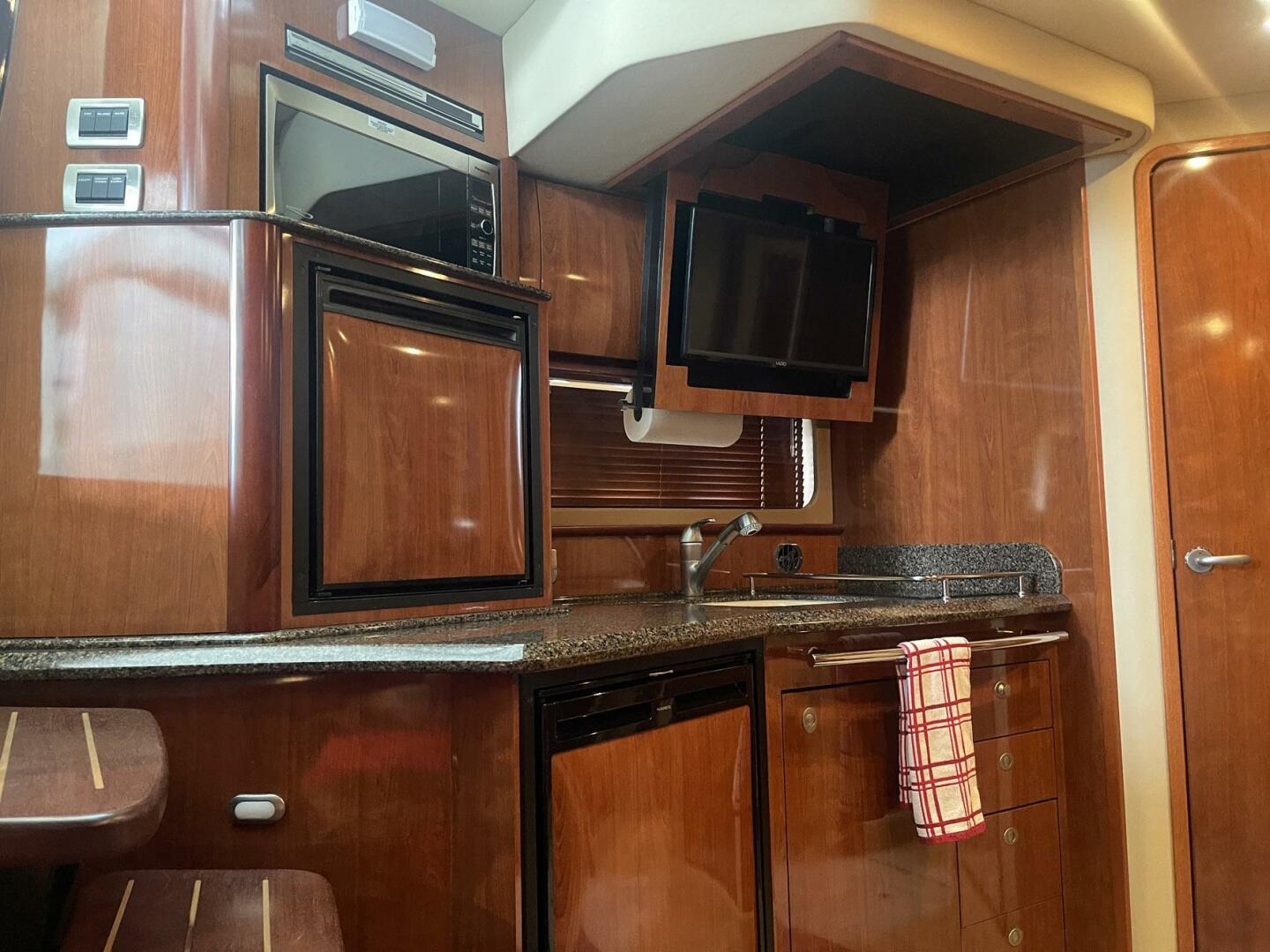 Sea Ray-38 Sundancer 2006-KNOT JUSTIFIED Chapin-South Carolina-United States-5157030 | Thumbnail