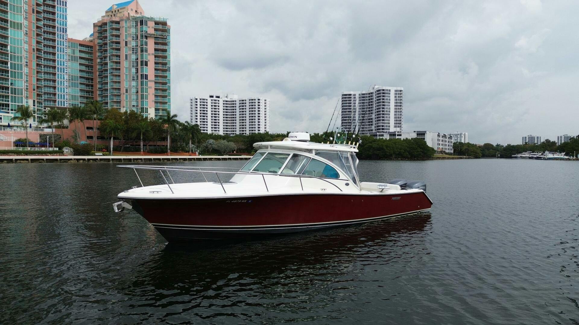 Pursuit-34 Drummond Island Runner 2006 -Aventura-Florida-United States-5159289