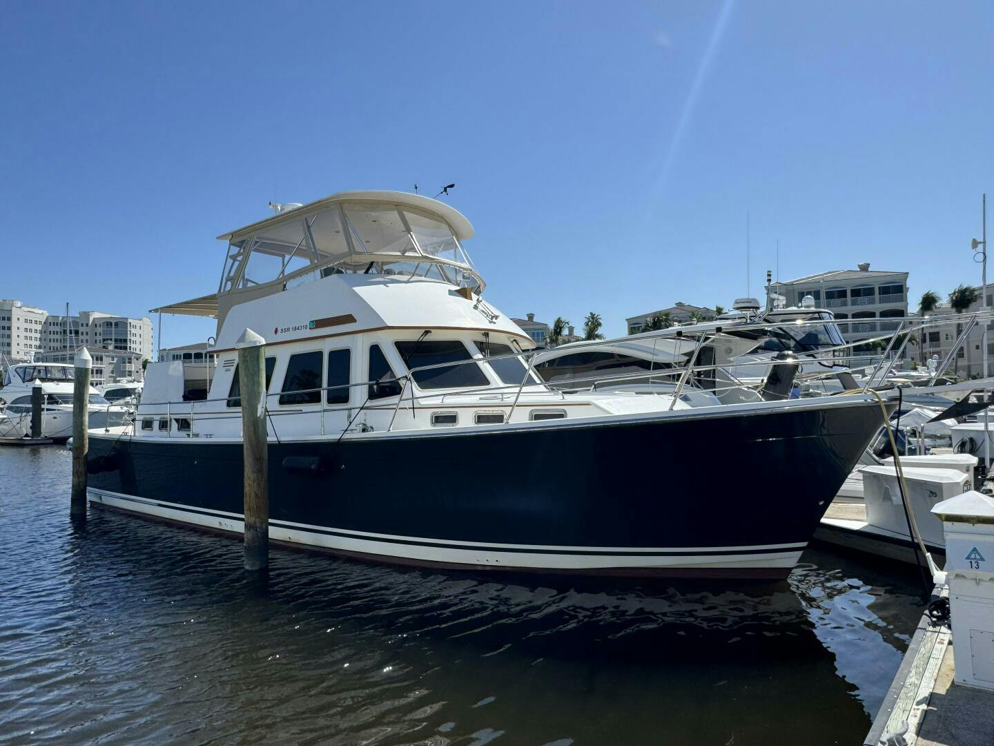 Sabre-47 Aft Cabin 2005-Carolina Girl Fort Myers-Florida-United States-2 2005 Sabreline 47 Exterior 2-5217543