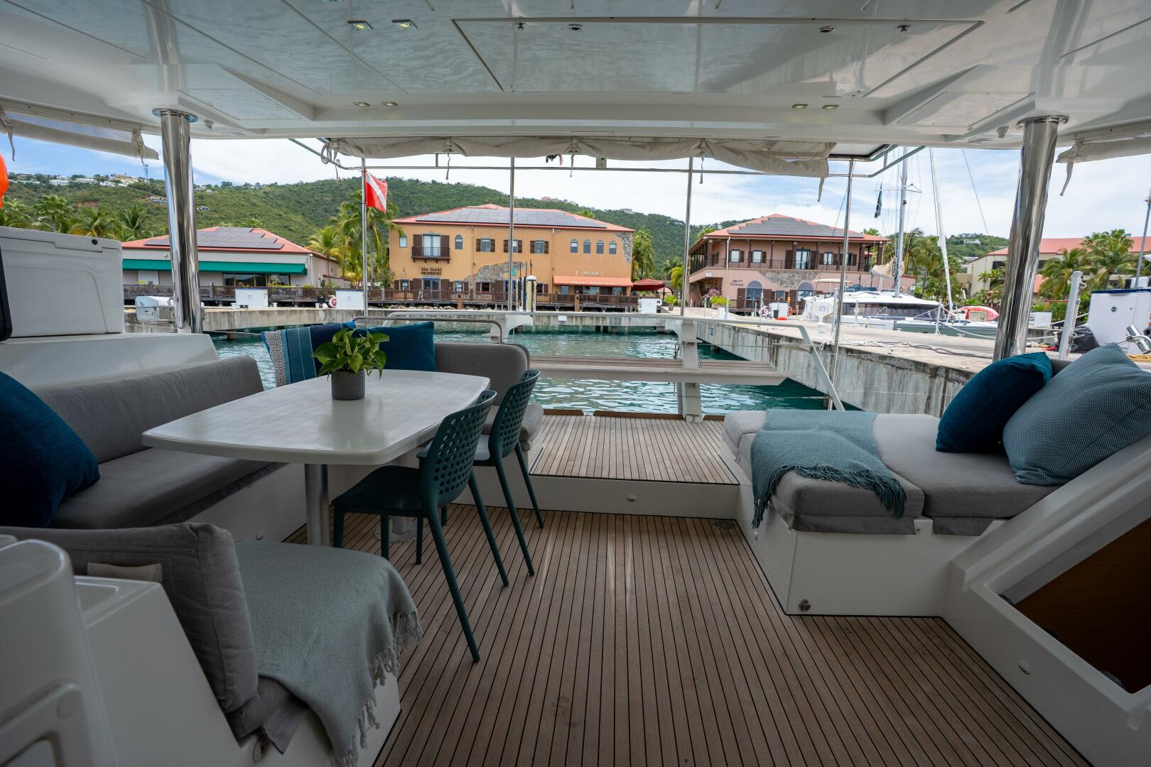 Lagoon 2015 -St. Thomas-Virgin Islands (US)-5301764 | Thumbnail