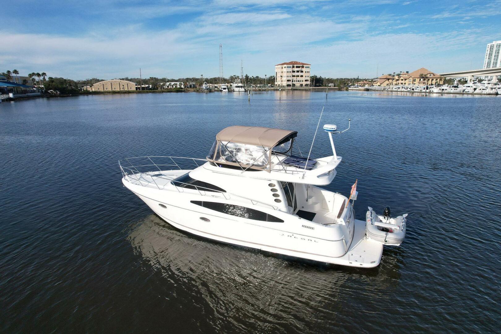 Regal-Commodore 3880 2003-Still No Worries Daytona Beach-Florida-United States-5163797 | Thumbnail