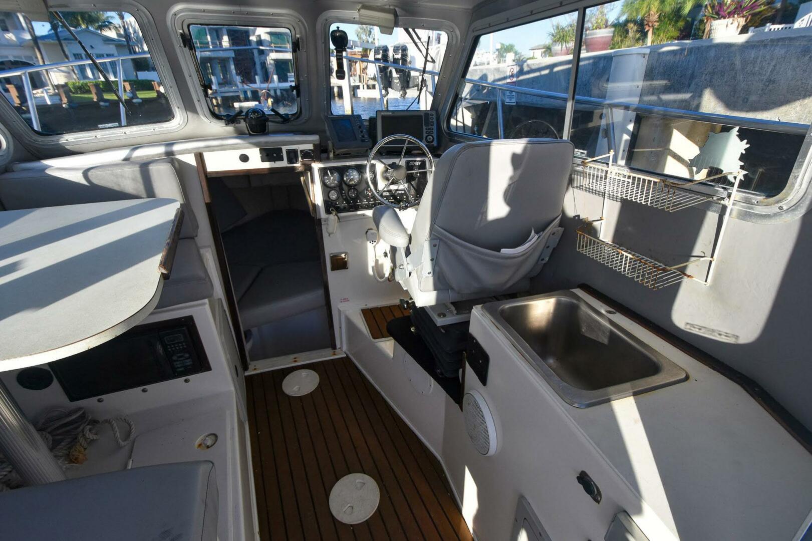 Osprey Pilothouse-24 Limited 2003-Big Tuchess Lighthouse Point-Florida-United States-5164711 | Thumbnail