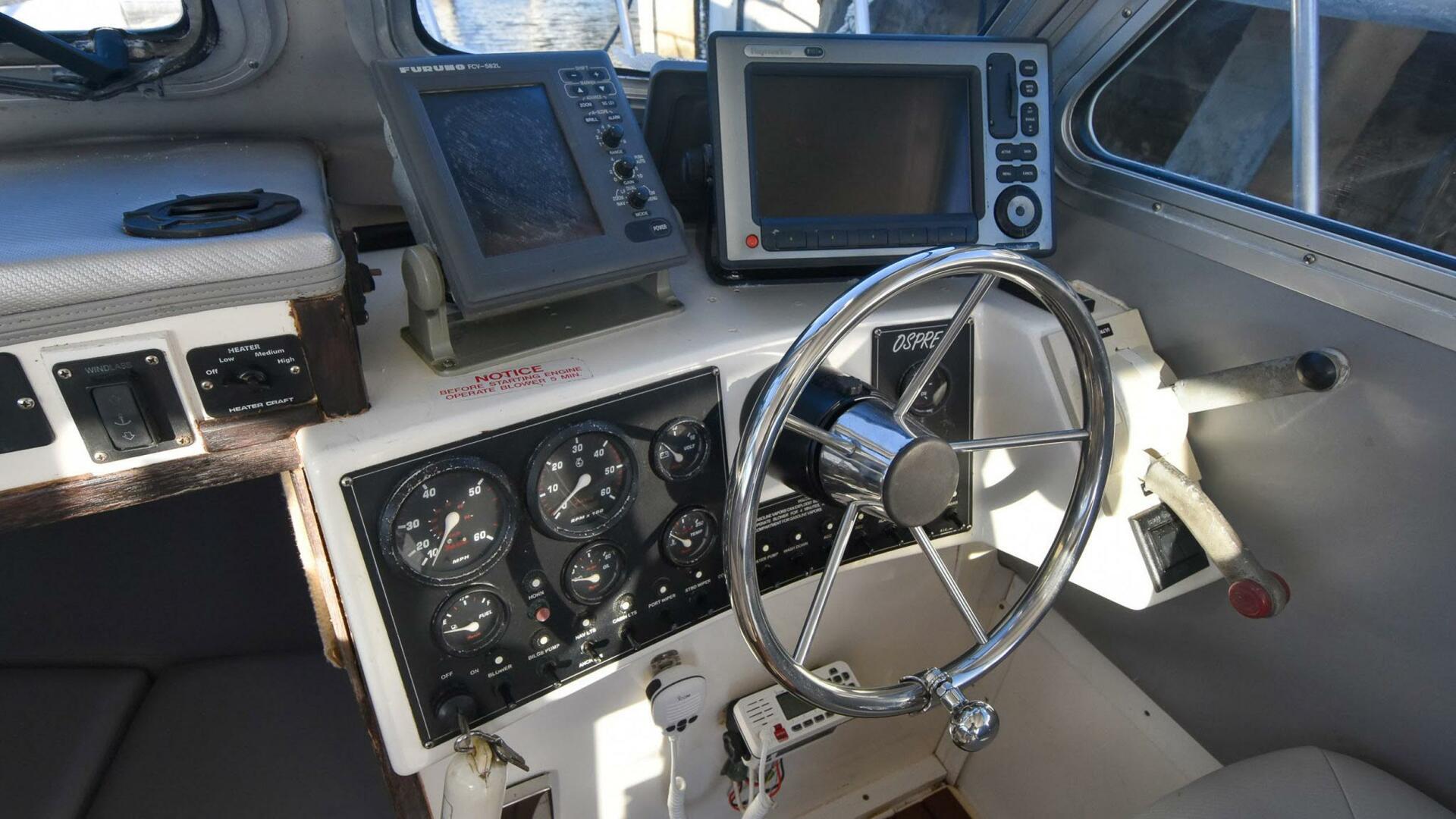 Osprey Pilothouse-24 Limited 2003-Big Tuchess Lighthouse Point-Florida-United States-5164702 | Thumbnail