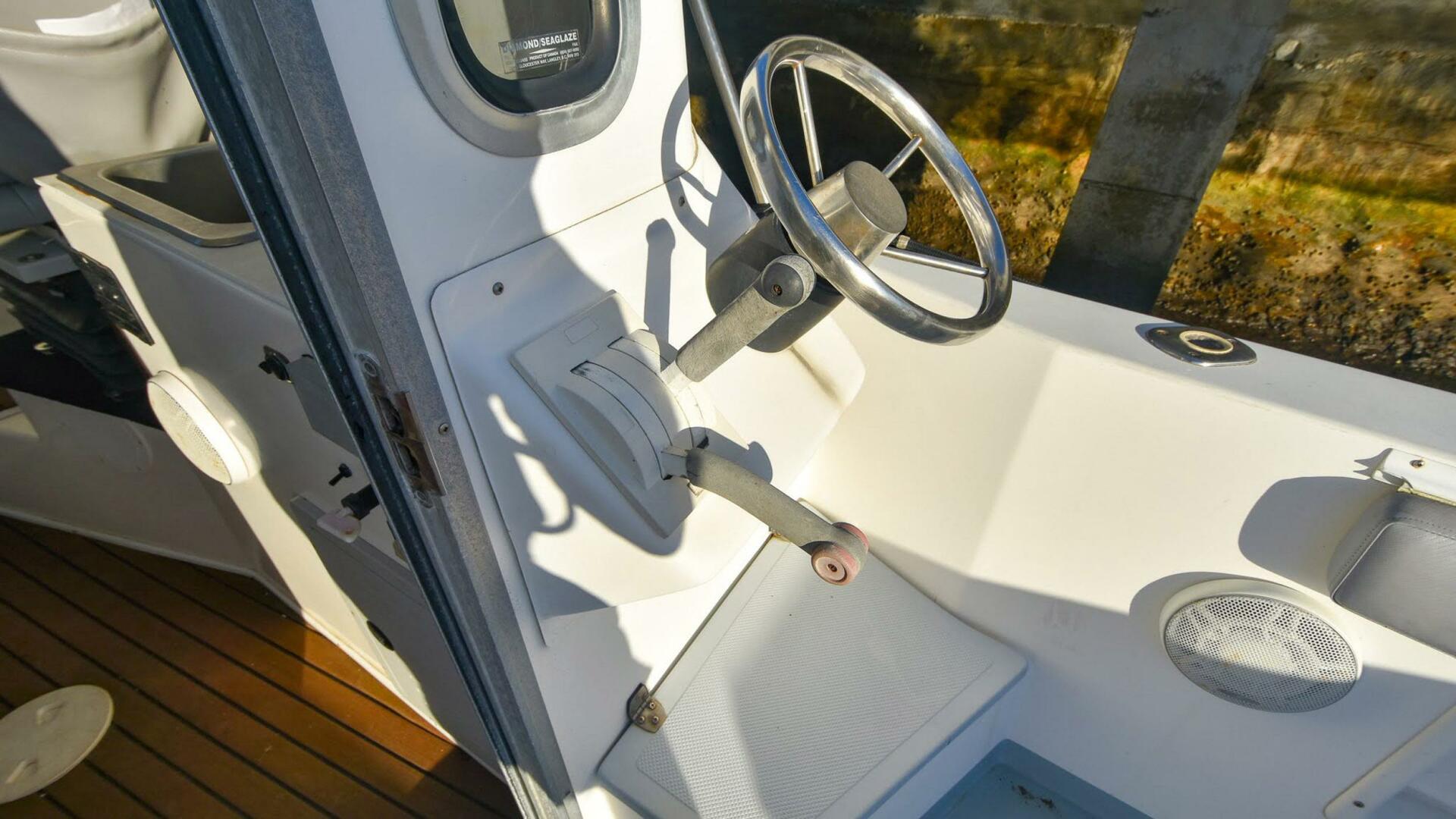 Osprey Pilothouse-24 Limited 2003-Big Tuchess Lighthouse Point-Florida-United States-5164710 | Thumbnail
