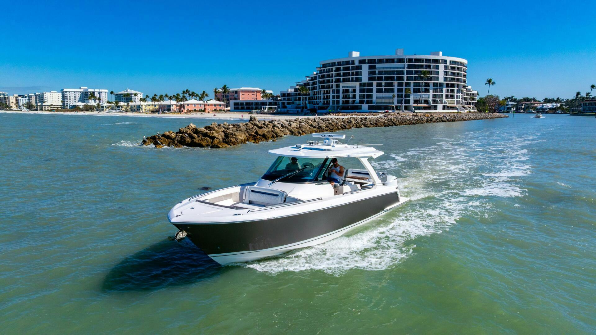 Tiara Yachts-38 LS 2021 -Naples-Florida-United States-5174439