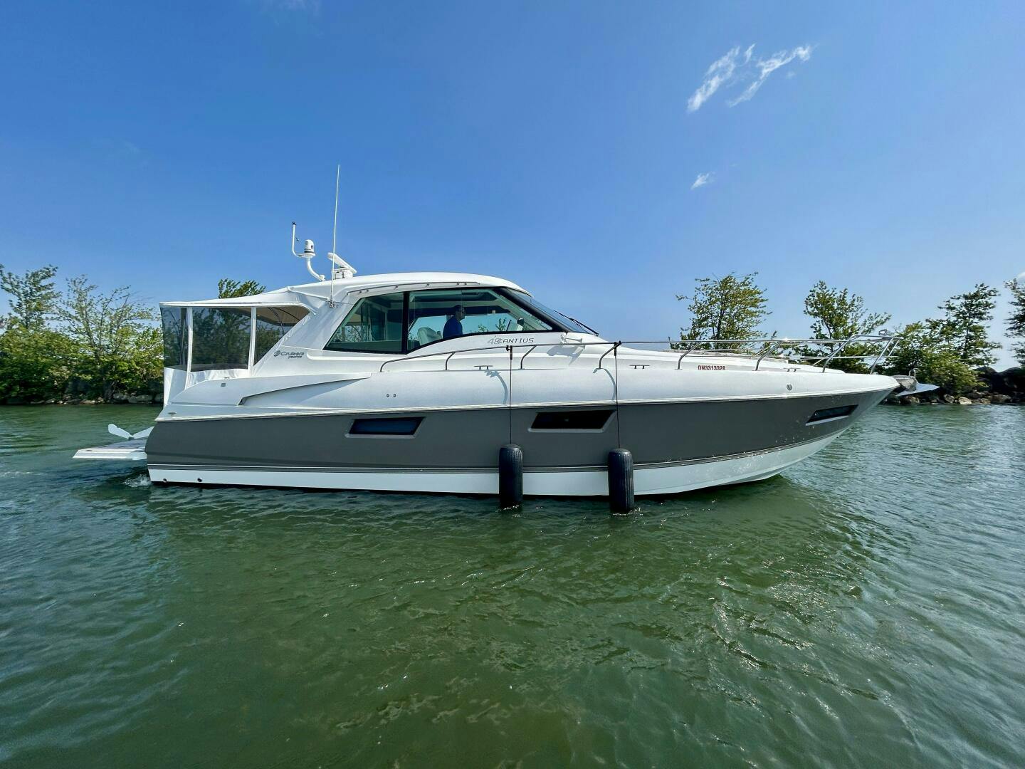 Cruisers Yachts-48 Cantius 2011 -St. Catherines-Ontario-Canada-5381641