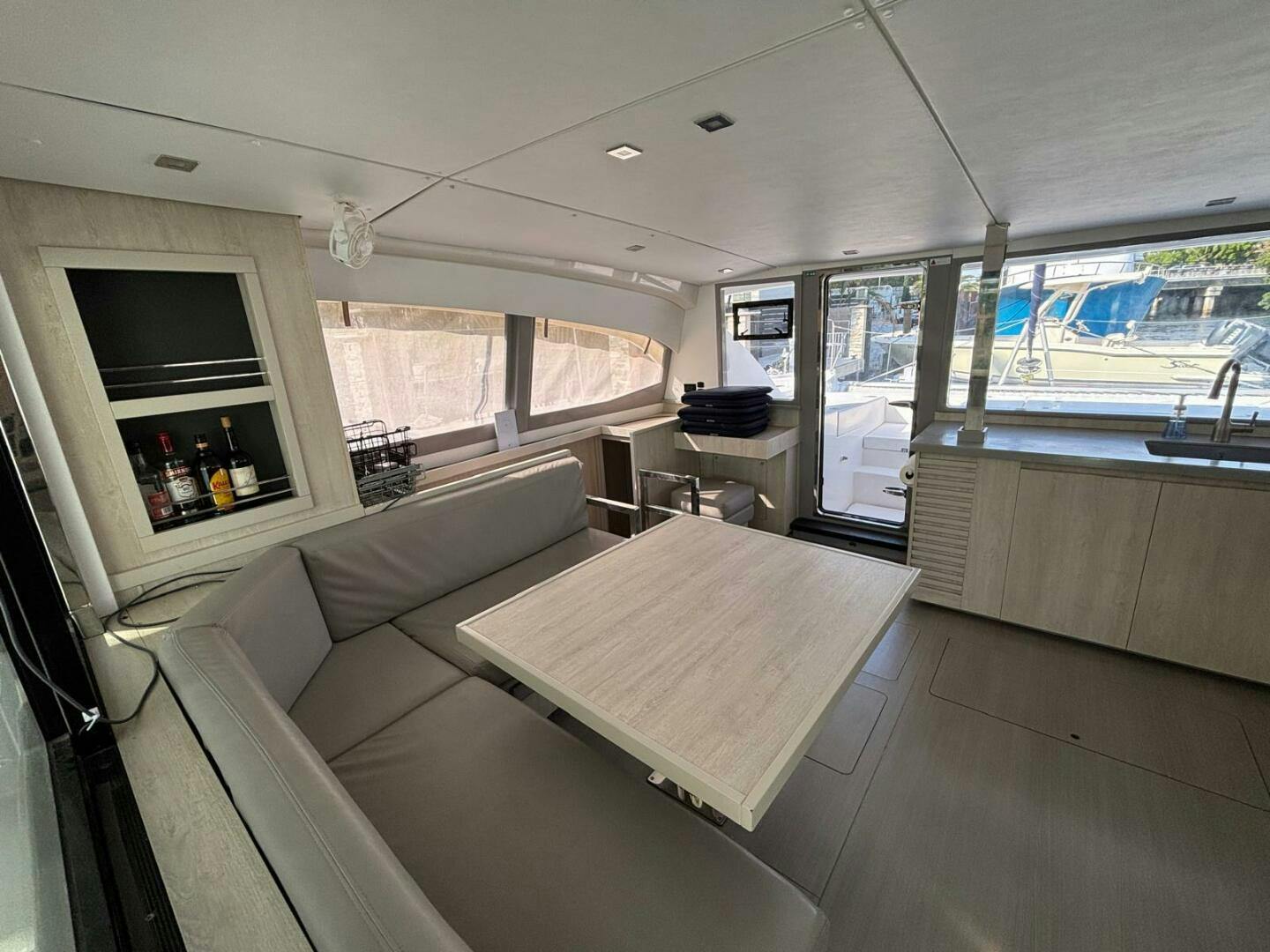Leopard 2019 -Fort Lauderdale-2019-leopard-40-sail-9726073-20250325073316784-1_XLARGE.jpg-5183105
