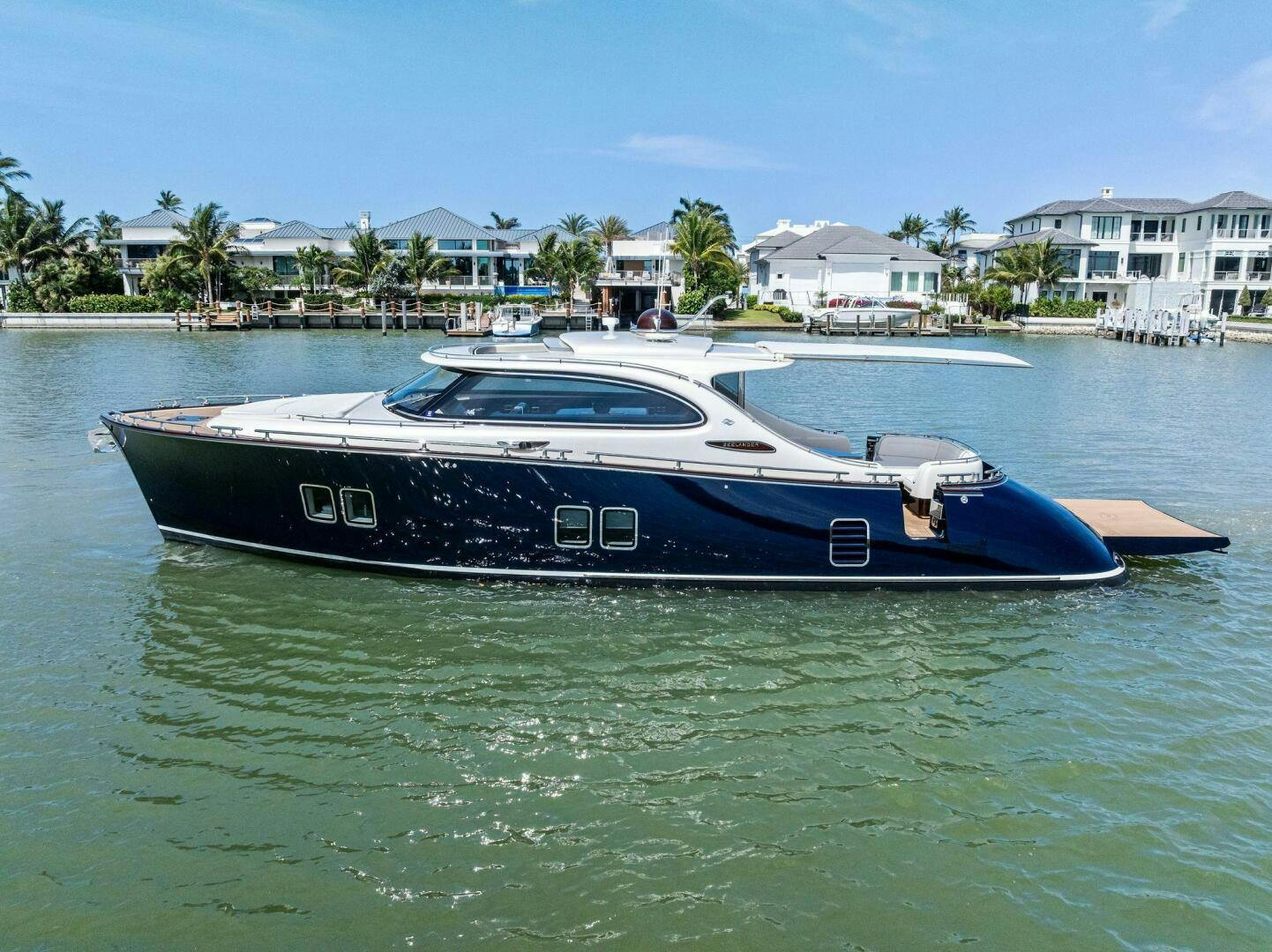 Zeelander-Z5 2024-A. NOOCHETTE Naples-Florida-United States-5238548