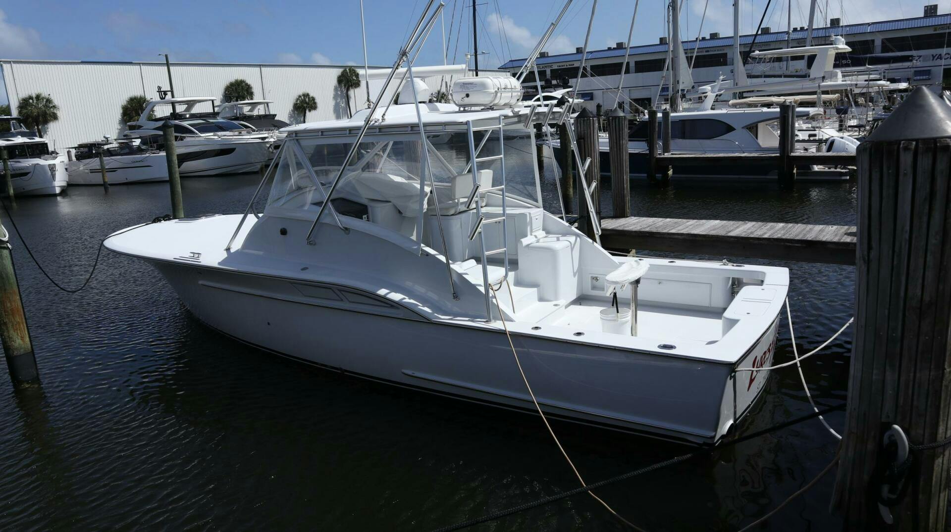 Miller Marine-Express 2002-LURES & LIARS Dania Beach-Florida-United States-5189376
