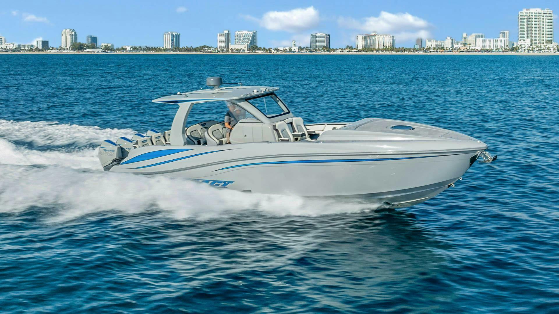 Deep Impact-399 Cabin 2022 -Fort Lauderdale-Florida-United States-5196396