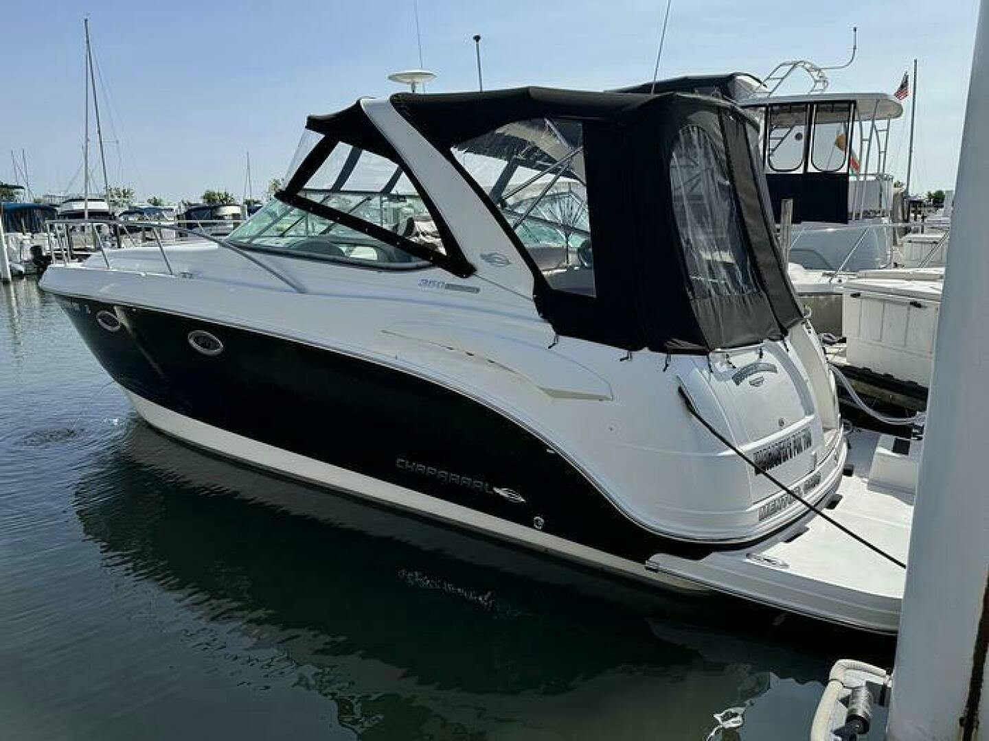Chaparral-350 Signature 2012 -Sandusky-Ohio-United States-Port Side of 2012 Chaparral 350 Signature-5196860