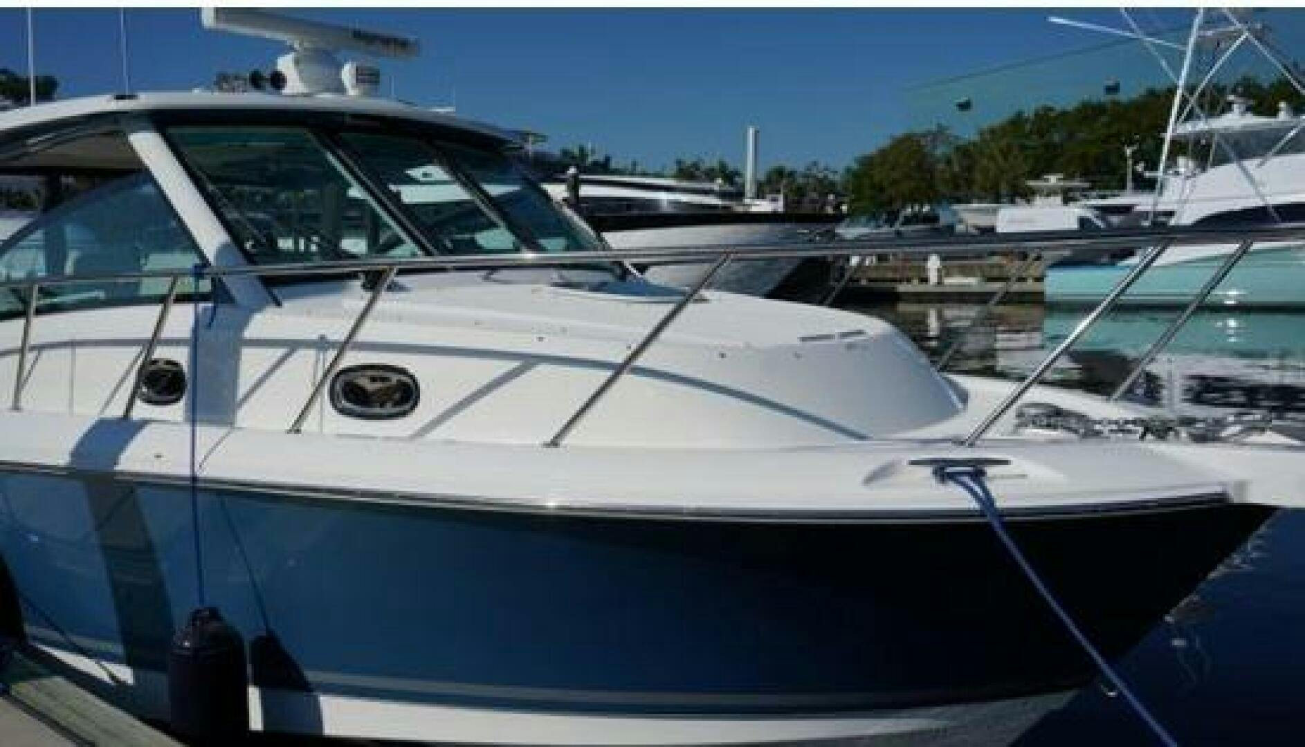 Boston Whaler 2019-2019 Boston Whaler 345 Conquest Pilothouse  Dania Beach-Florida-United States-5198036