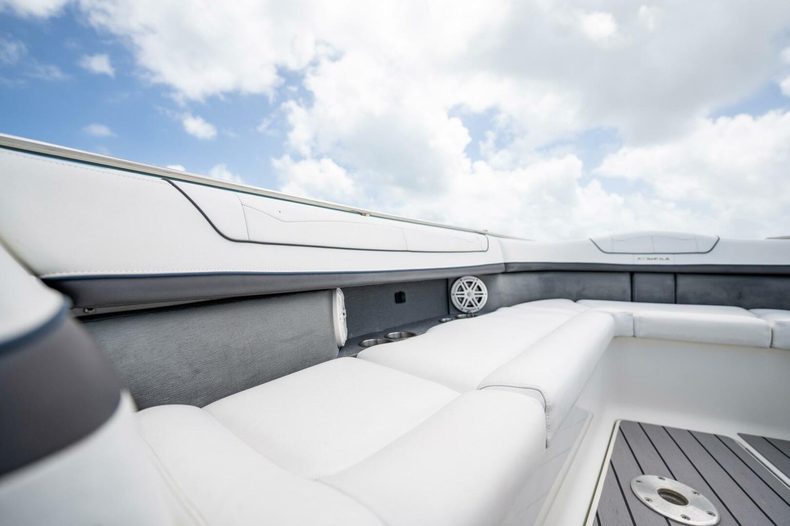Formula-350 Crossover Bowrider OB 2019-ReMarkable III North Palm Beach-Florida-United States-5200212 | Thumbnail