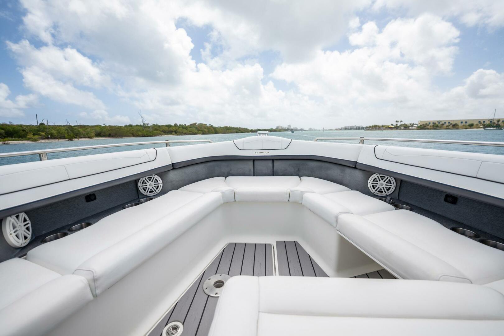 Formula-350 Crossover Bowrider OB 2019-ReMarkable III North Palm Beach-Florida-United States-5200214 | Thumbnail